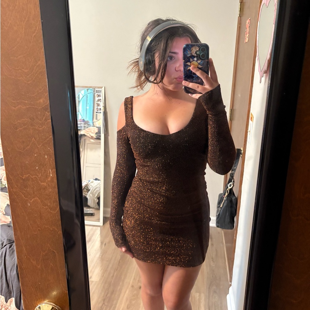 Forever 21 Cold Shoulder Bodycon Dress